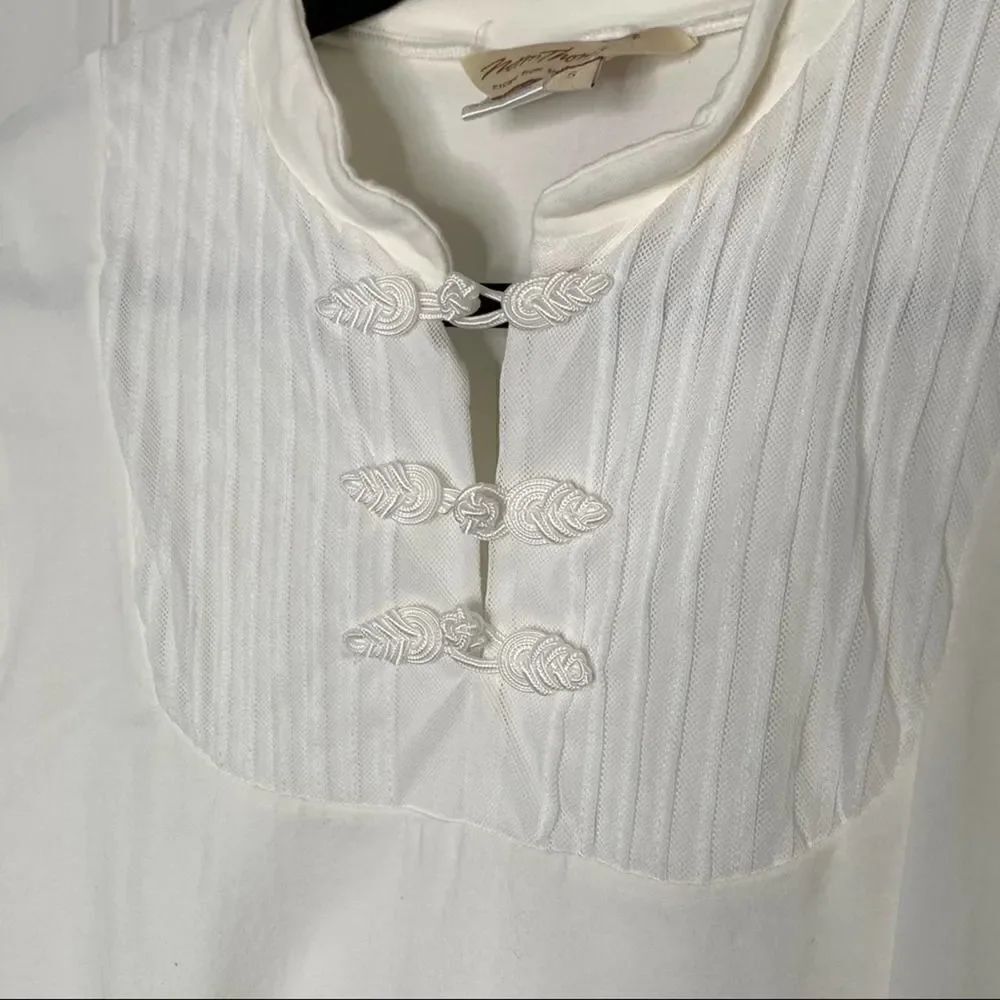 💕3 for $20💕 Norm Thompson Rope Toggle Detail Tee - Picture 3 of 6